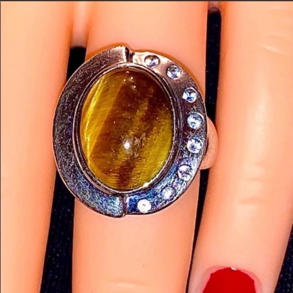 Beautiful Woman Beautiful Jewelry Blue Chalcedony Oval Cabochon Stone Ring - Picture 10 of 16